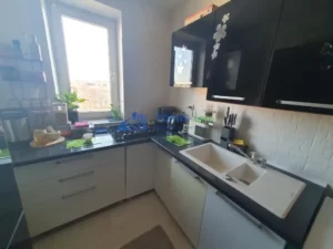 apartament renovat cu 2 camere constanta