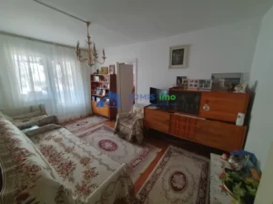 apartament cu 3 camere de vanzare in constanta etajul 1